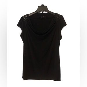 Essentials by Milano blouse that can go from day to night, sequin shoulder, XL